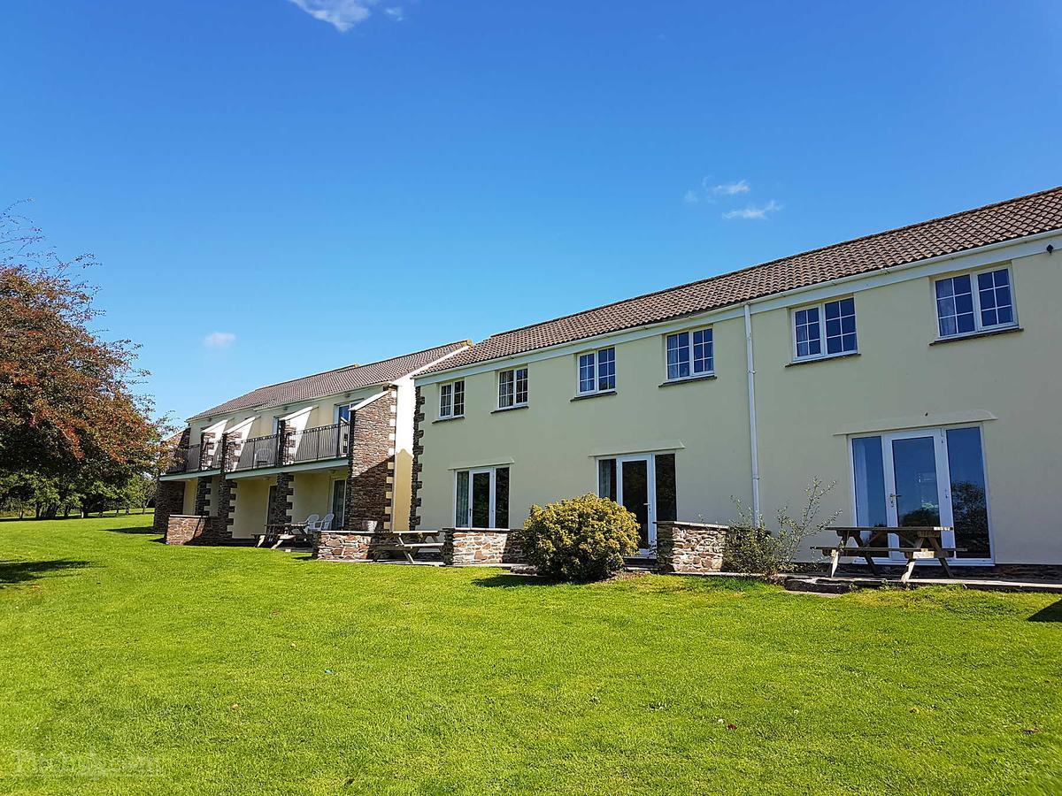 Carvynick Holiday Park Saint Enoder 외부 사진